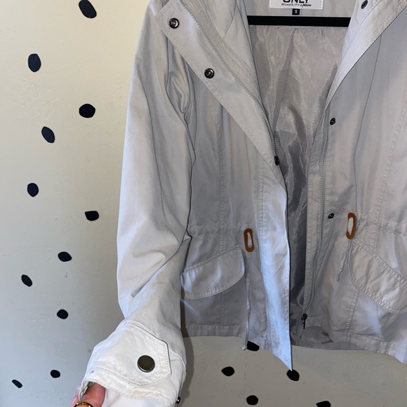 Light Blue Raincoat - Picture 4 of 4